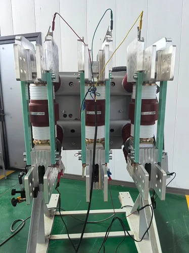 Generator Vacuum Circuit Breaker - VTZ-12F 4000-63 2 Generator Vacuum Circuit Breaker - VTZ-12F 4000-63 2